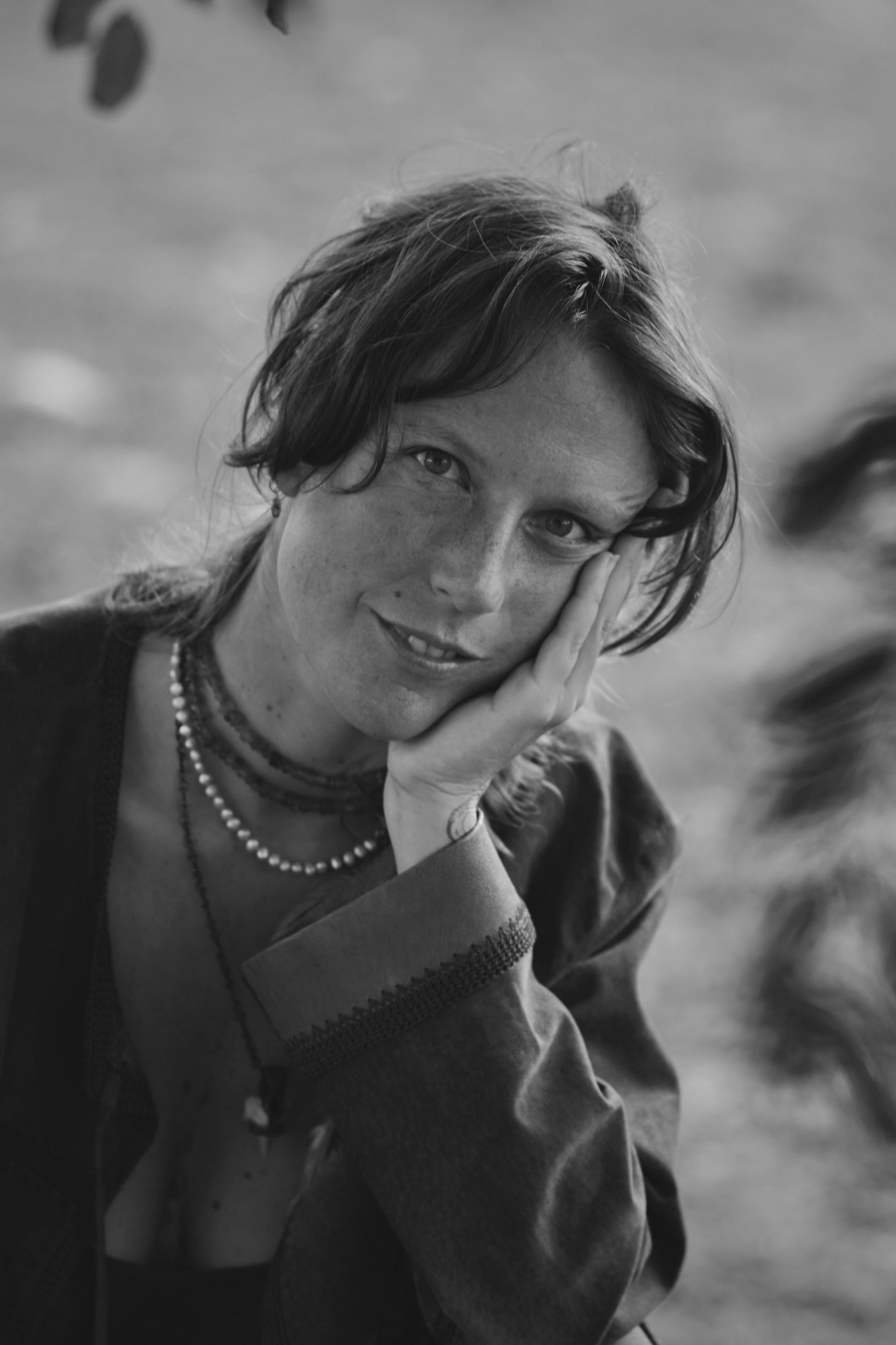 Nina Moore — portrait